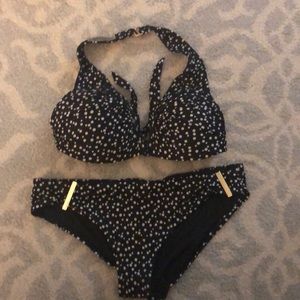 Victoria’s Secret bikini - LG top, medium bottom